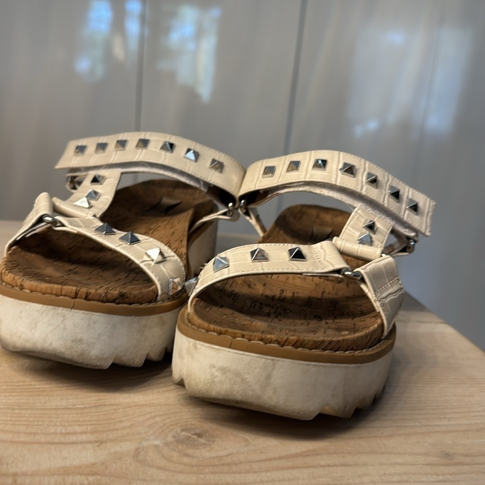 Steve Madden corn sandals - Picture 7 of 9